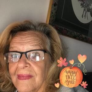 Meet your Posher, Carol